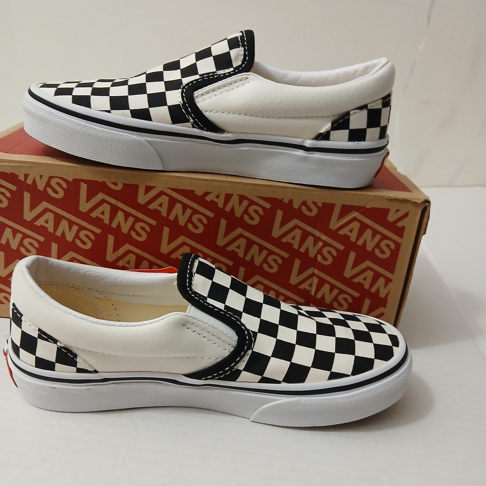 Vans Kids Black and White Checkerboard Slip-On Sneakers Size 1 New $40 - Picture 3 of 9